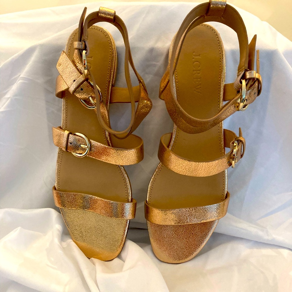 NWT J Crew size 7. Genuine leather metallic bronze gladiator style. Never Worn
